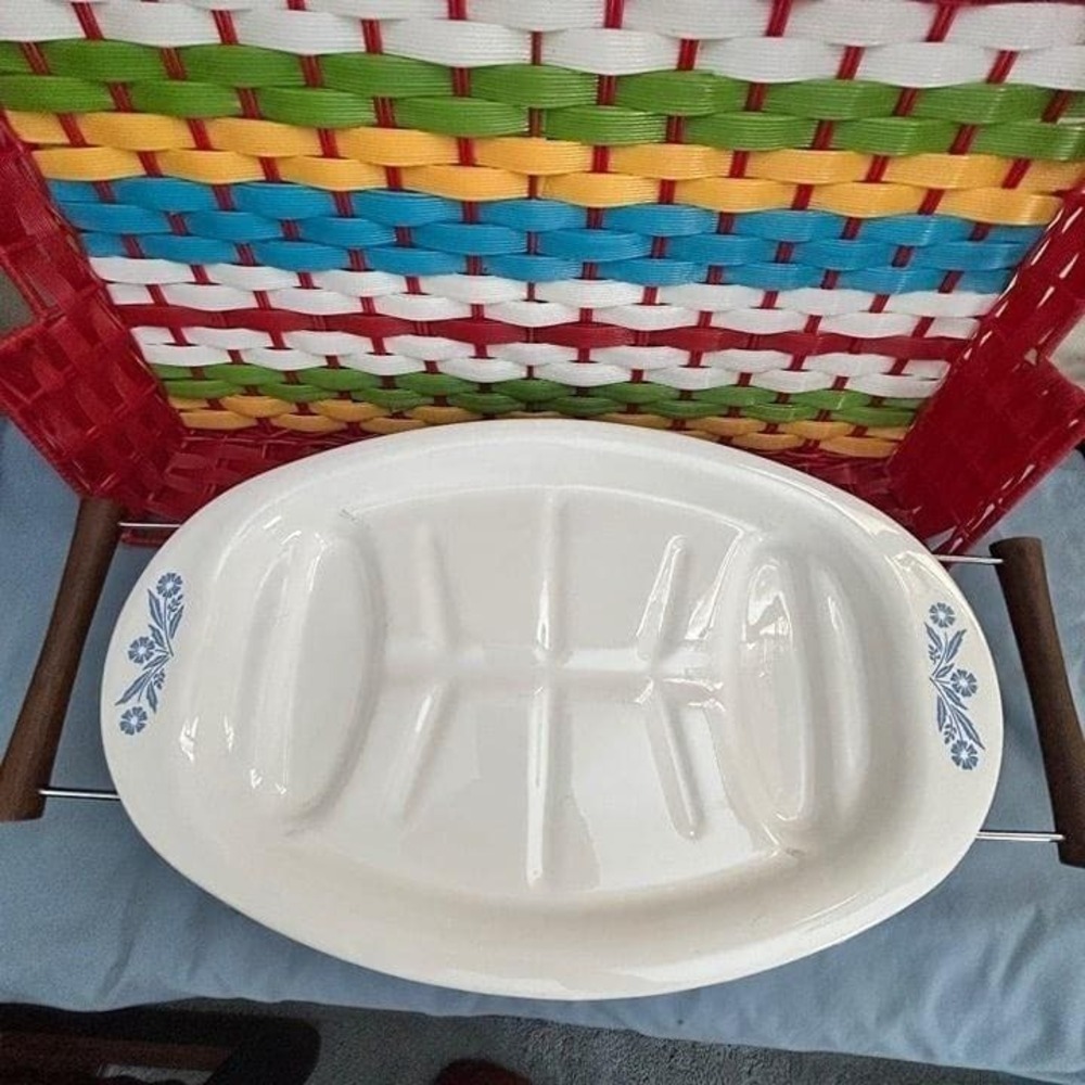 Corning Ware P-19 Platter & Wood Handle Metal Rack 1960s-70s